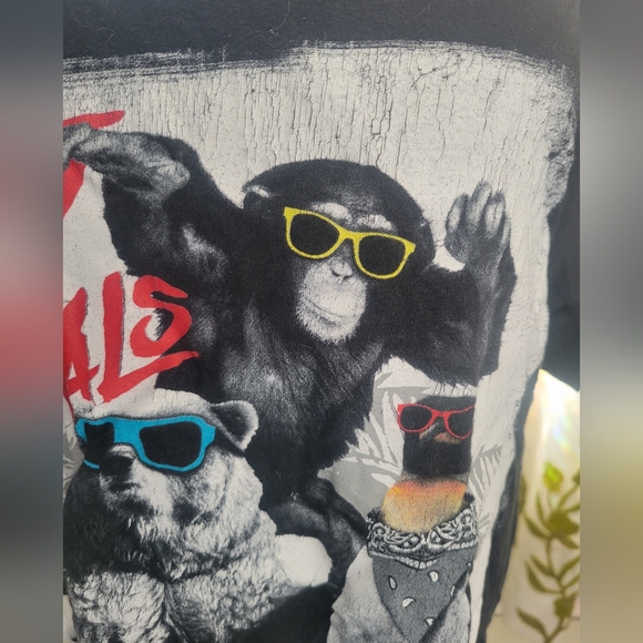 Hybrid Tees Party Animals graphic tshirt bear penguin chimpanzee Small black - Picture 4 of 5